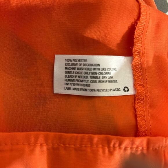 Coral Pink embroidered crop tank - Picture 5 of 5